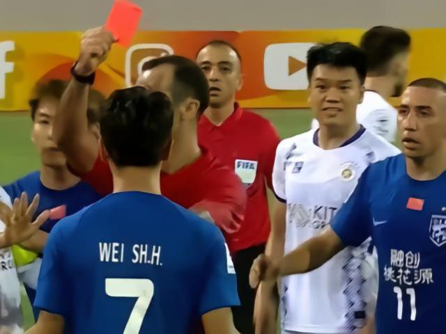 开元棋牌-韦世豪亚冠染红被亚足联追罚 停赛3场罚1000美金